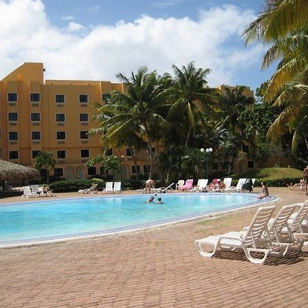 Portofino Complex Hotel Playa El Agua Екстериор снимка